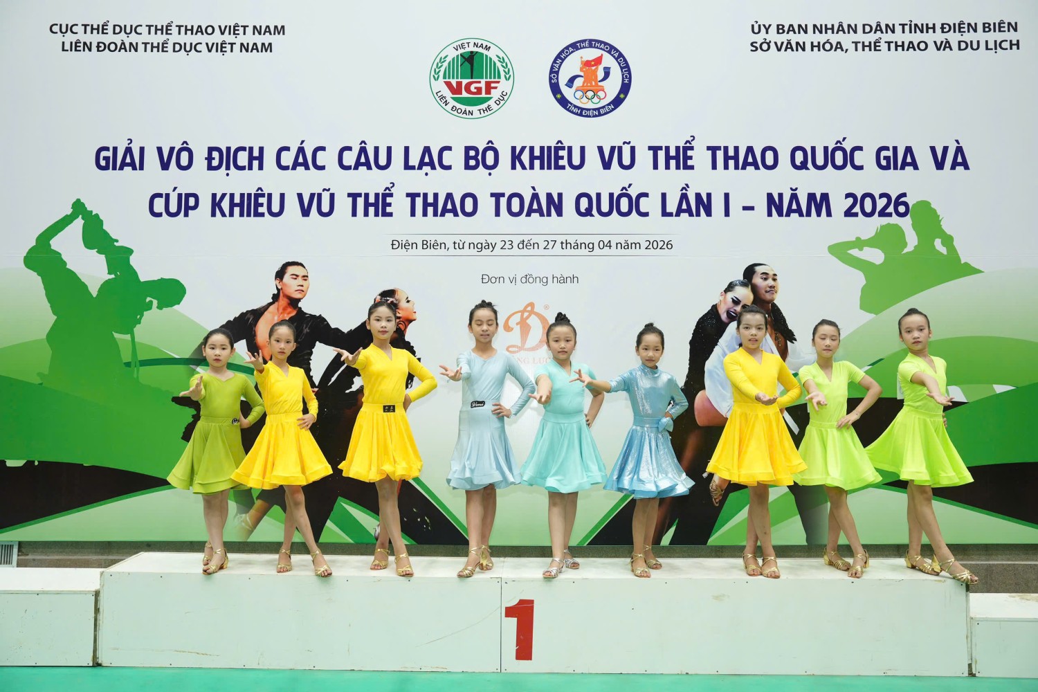 TIN VUI RỰC RỠ: HỌC SINH TRƯỜNG TIỂU HỌC TÔ VĨNH DIỆN “TỎA SÁNG” TẠI GIẢI VÔ ĐỊCH CÁC CÂU LẠC BỘ  KHIÊU VŨ THỂ THAO QUỐC GIA VÀ CÚP KHIÊU VŨ THỂ THAO TOÀN QUỐC LẦN I NĂM 2026 🏆