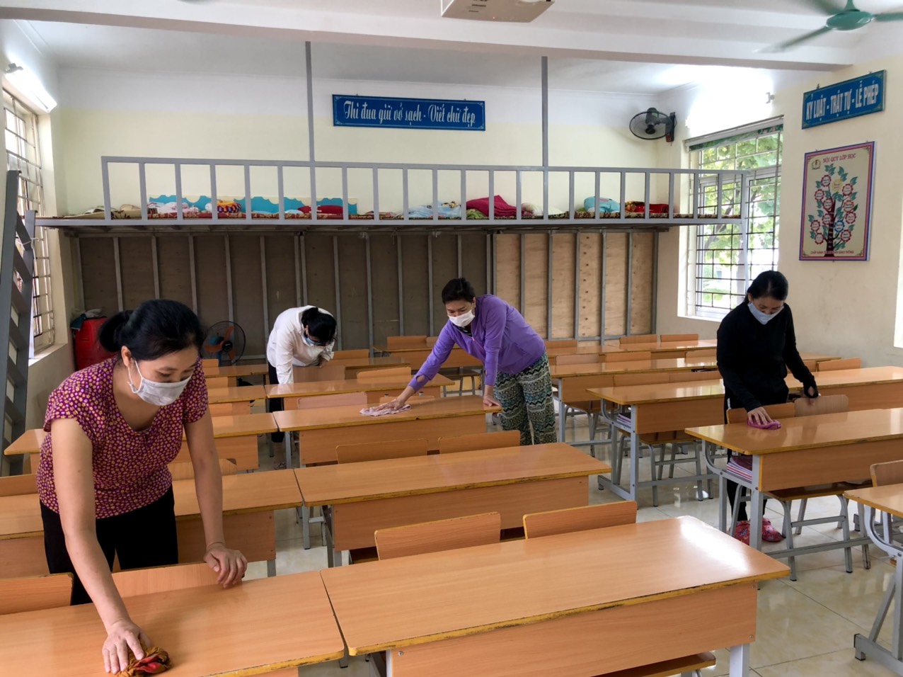 TRƯỜNG TIỂU HỌC TÔ VĨNH DIỆN TÍCH CỰC ĐẨY MẠNH CÔNG TÁC PHÒNG CHỐNG DỊCH COVID- 19