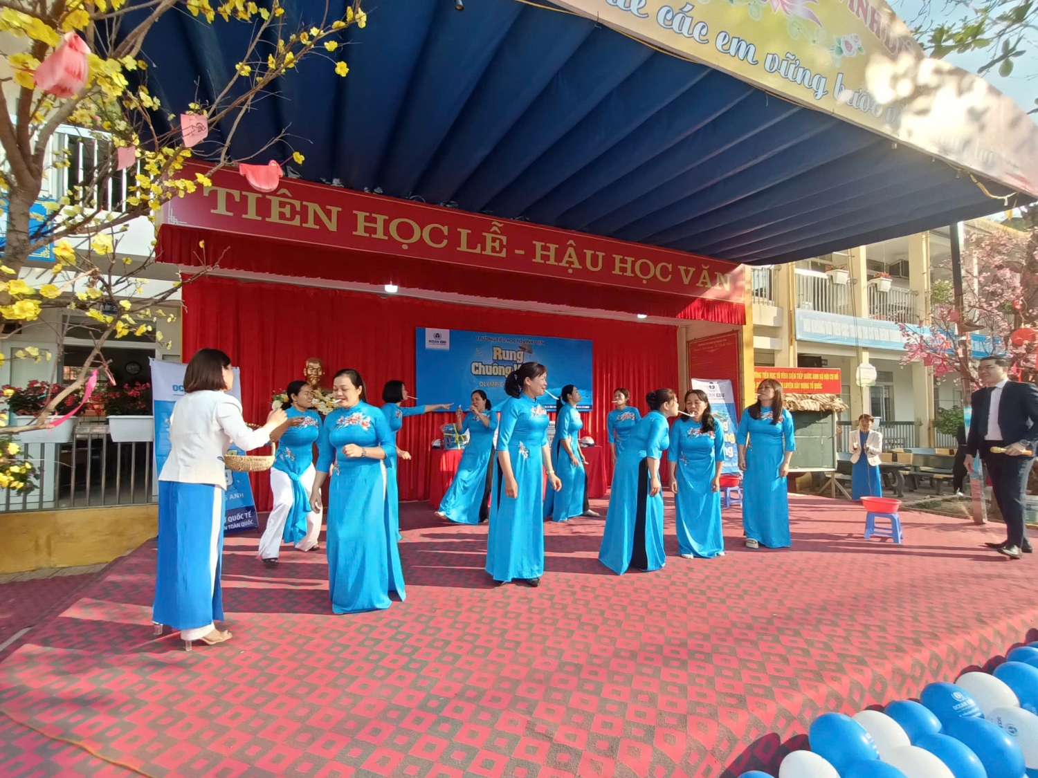 z6368359729651 039 0022ac048ad5c7ff2e01d40913de58f2